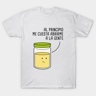 Me Cuesta Abrirme Spanish Pun T-Shirt